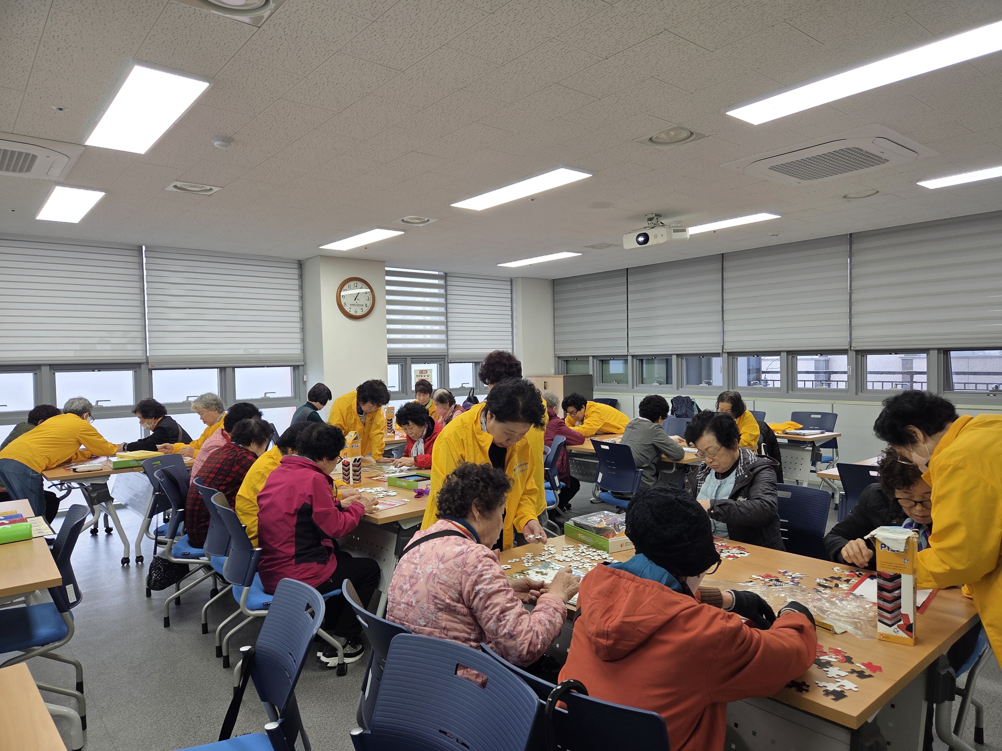 [사업안내] 치매예방서포터즈 뇌똑똑 인지교구 활동#2